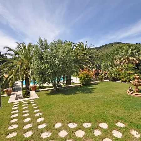 Villa Le Palme Marina di Campo