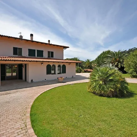 Villa Le Palme Marina di Campo